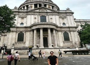 Engineering in London student Derrick Bailey at St. Paul's Cathedral