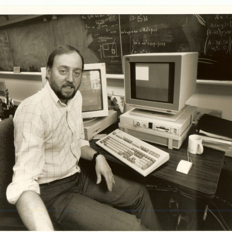 1990, Dongarra at University of Tennessee, with an IBM PC and Sun Microsystems Workstation